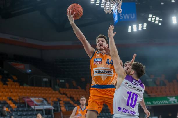 在关键时刻 在关键时刻