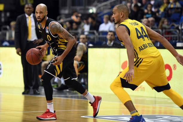 他的故事仍 他的故事仍