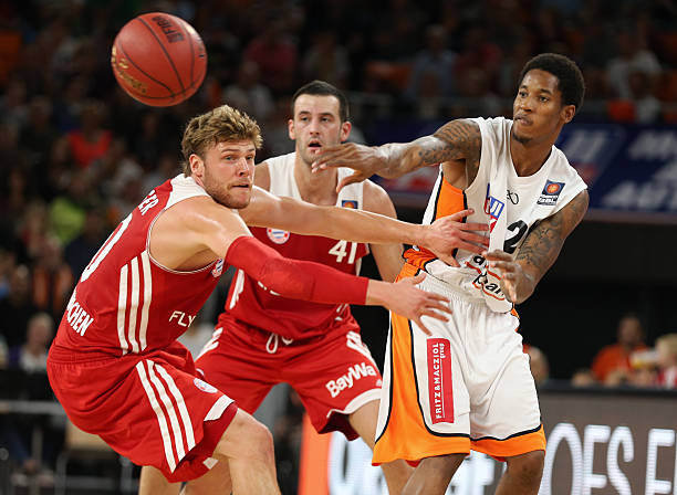 重返球队 重返球队